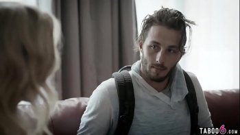 Миленькая тетка в пух и прах понаглела