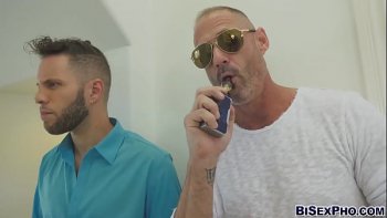 Смотреть секс би групповой