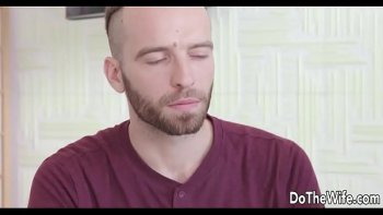 С которой живет кавказец