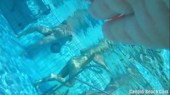 Скрытая под эластичным корсетом