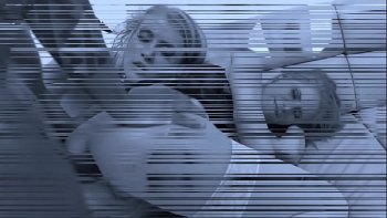 Мужчина поманил пальцам свою сучку