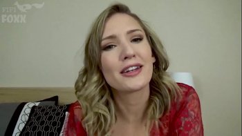 Секс на дачу син и мама сын трахнули маму между сиску